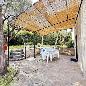 Appartement Jardin & Terrasse Ombragee - T2 Cozy Et Paisible