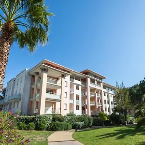 Vacanceole - Les Calanques Du Parc Aparthotel